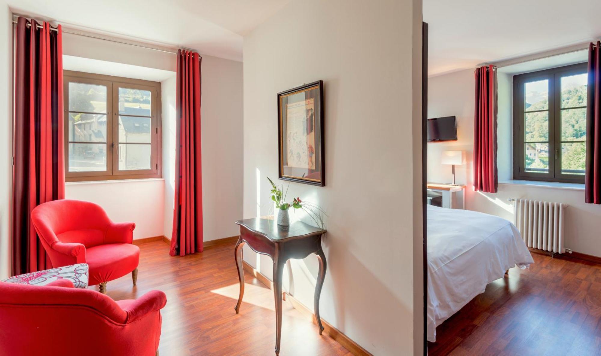 Logis Hotel La Breche De Roland Gèdre Eksteriør bilde