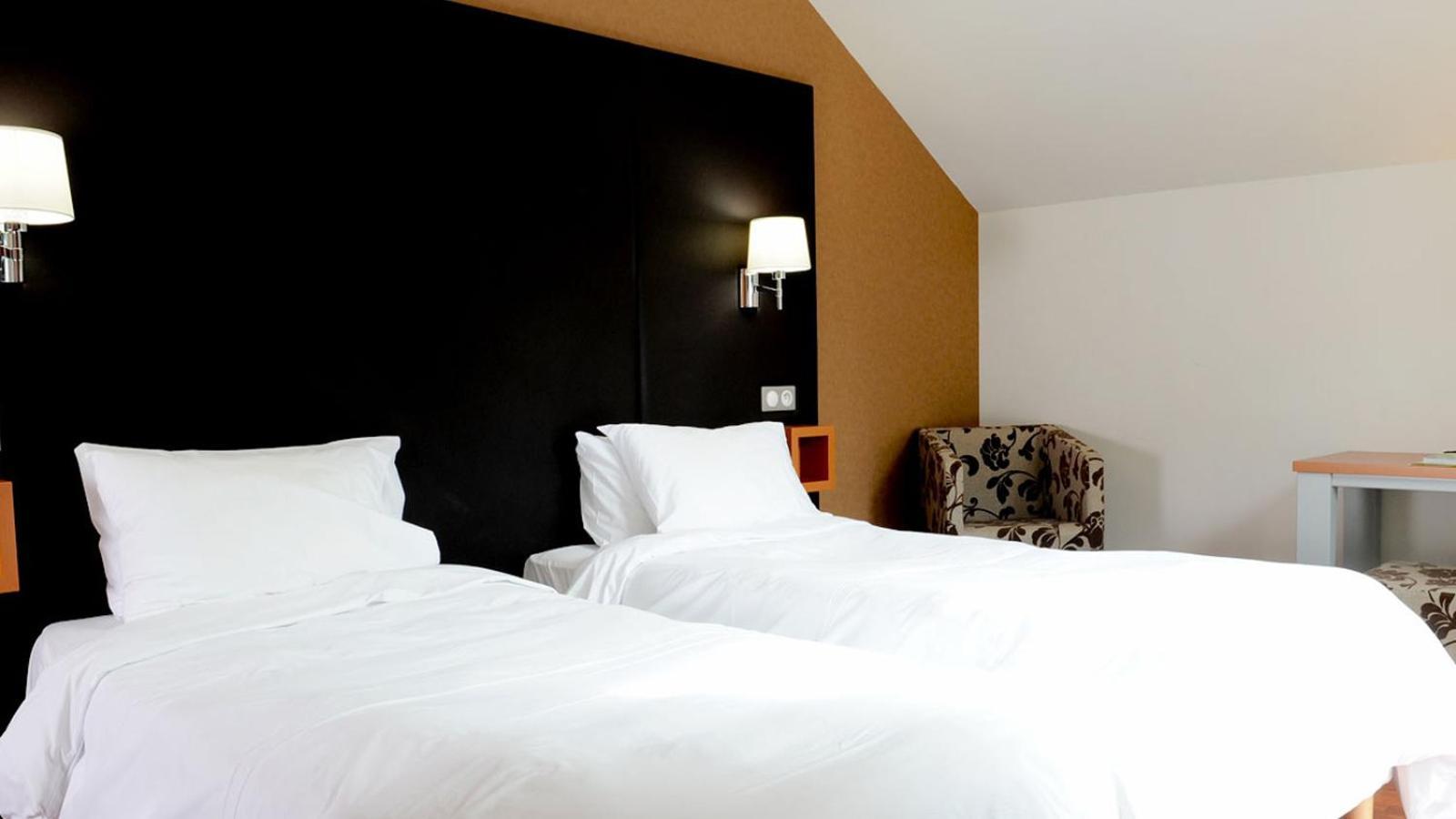 Logis Hotel La Breche De Roland Gèdre Eksteriør bilde