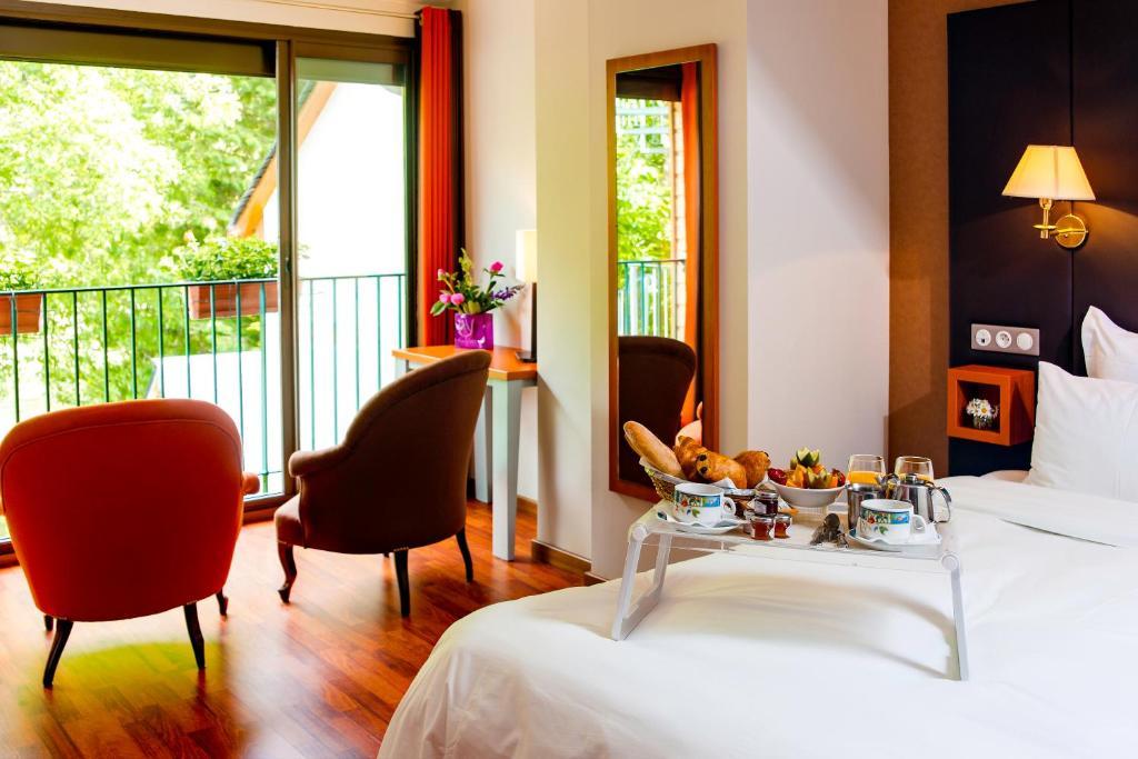 Logis Hotel La Breche De Roland Gèdre Rom bilde