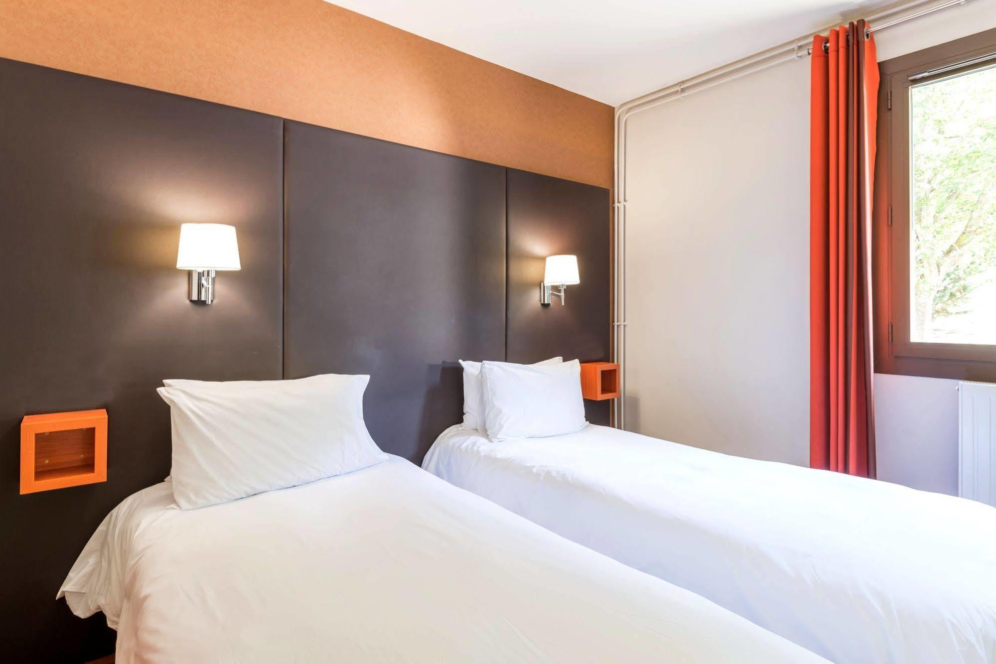 Logis Hotel La Breche De Roland Gèdre Eksteriør bilde