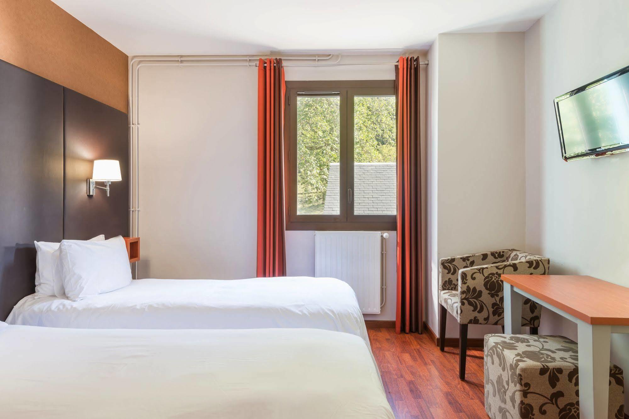 Logis Hotel La Breche De Roland Gèdre Eksteriør bilde