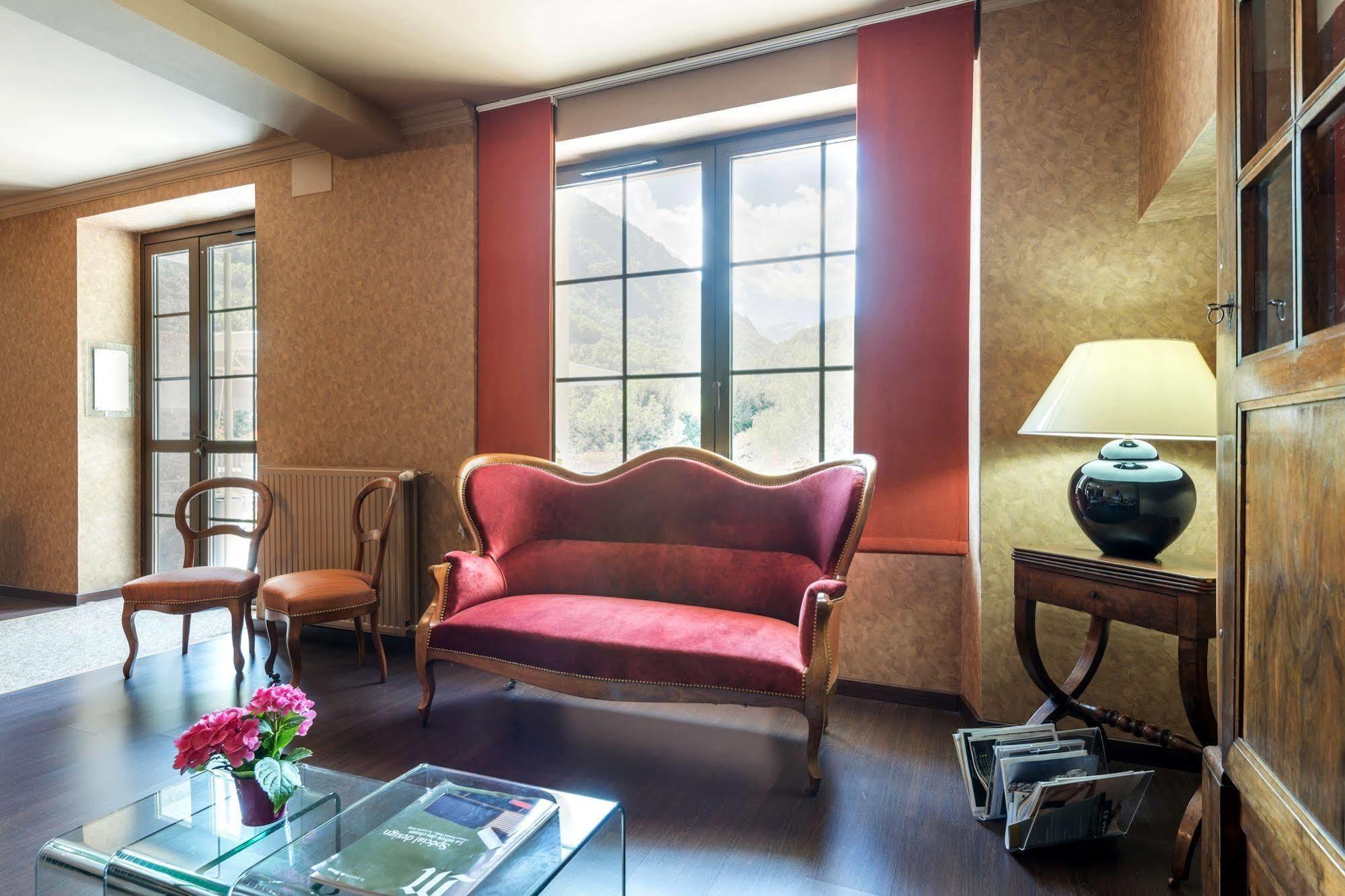 Logis Hotel La Breche De Roland Gèdre Eksteriør bilde